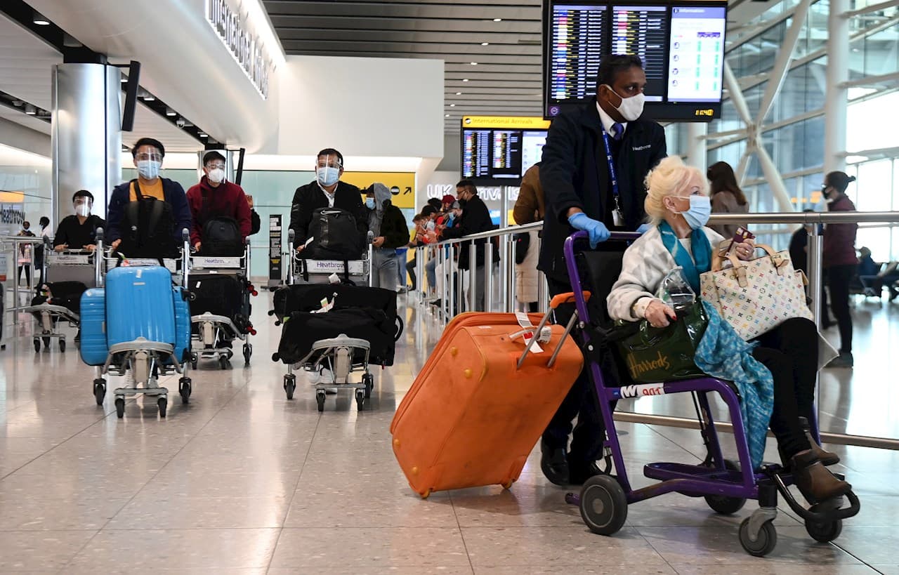 COVID-19: Chile flexibiliza movilidad por la frontera y permite a residentes vacunados viajar al exterior
