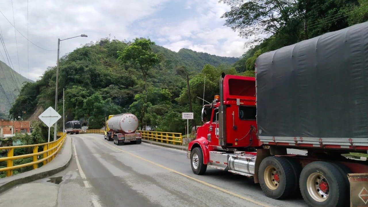 La vía Bogotá - Villavicencio se encuentra despejada, según Coviandina.