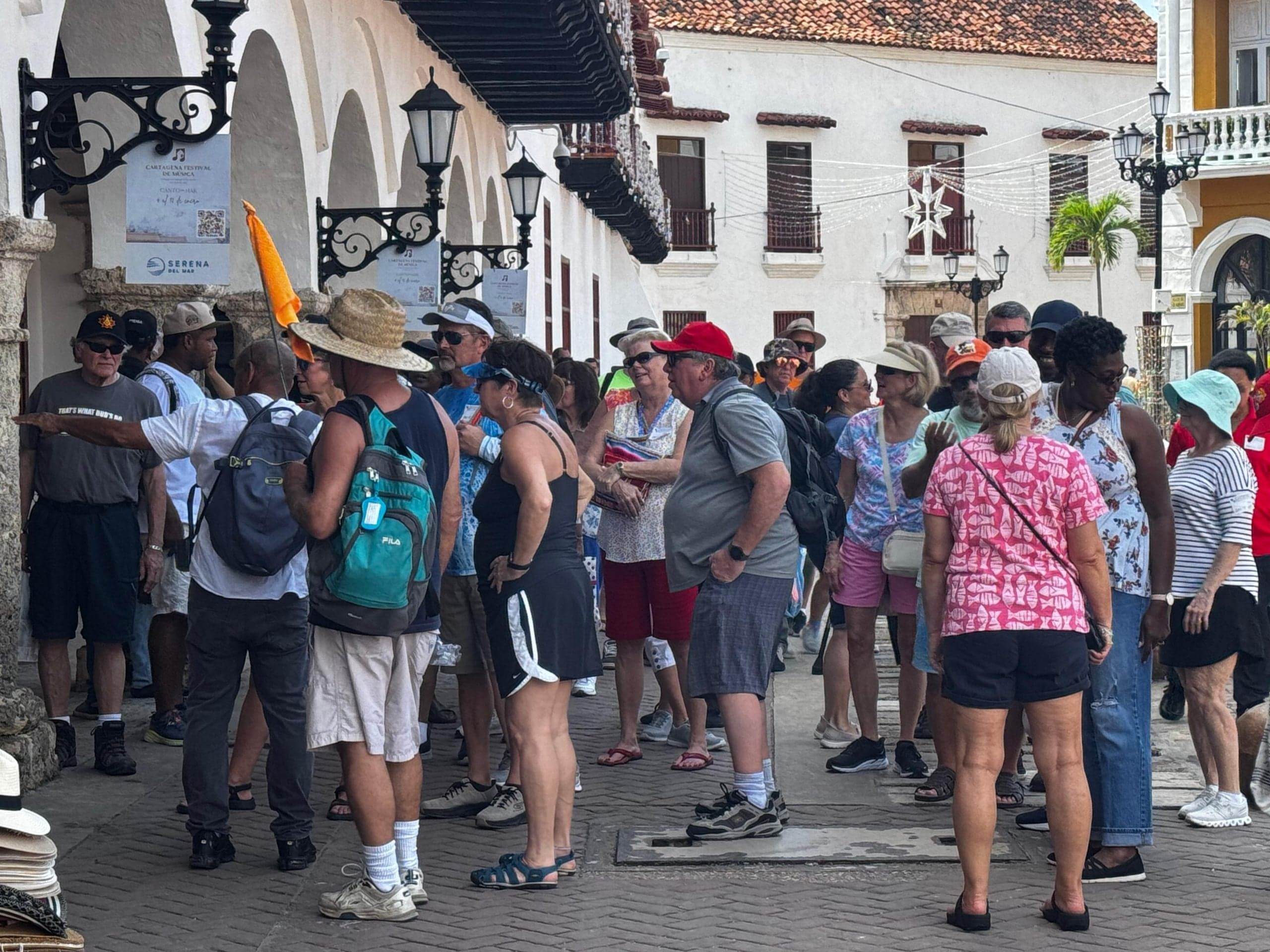 Turismo mueve $54,7 billones en Colombia, pero hoteles enfrentan caída de ingresos y empleo