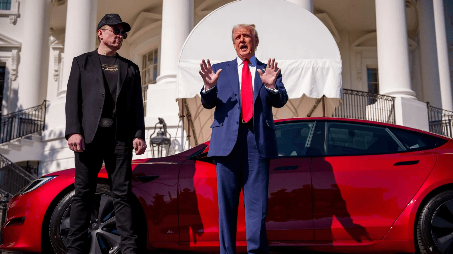 Elon Musk es US$27.000 millones más pobre tras disputa con Trump