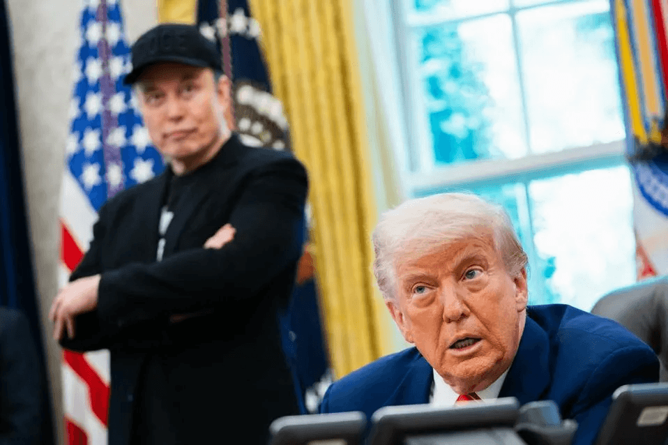 Musk borra el tuit que vincula al presidente con los archivos de Epstein