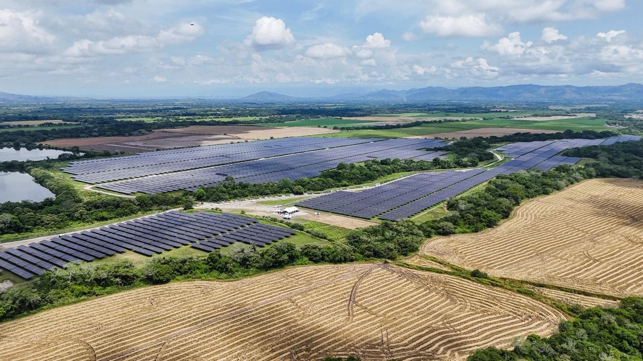 Shangri-La parque solar