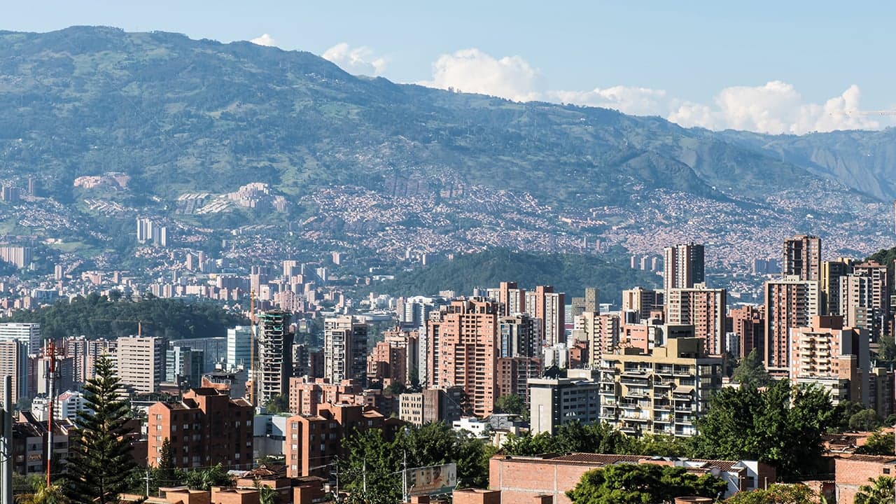 De la Espriella llevará a Medellín el Escudo de las Américas y la sede principal de ProColombia