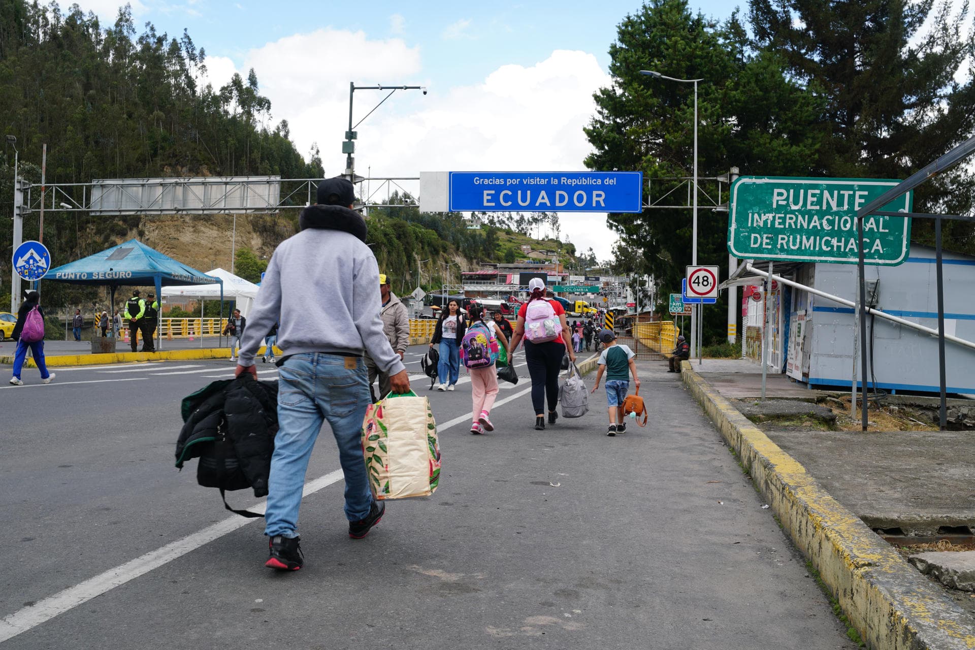 La CAN ordena a Colombia y Ecuador levantar restricciones comerciales entre ambos países