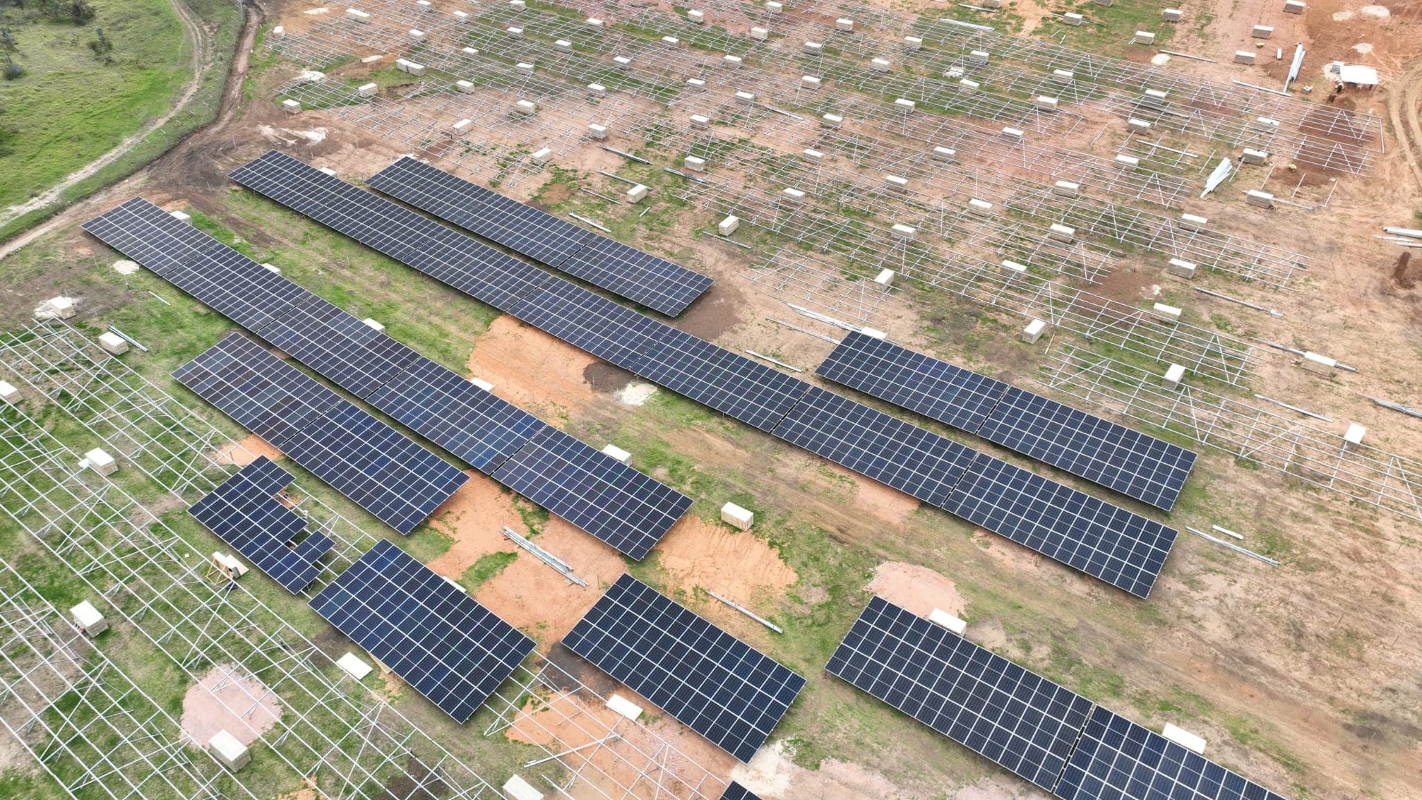 PazdelRío construye granja solar de 9,9 MW que reducirá más de 2.200 toneladas de CO₂ al año