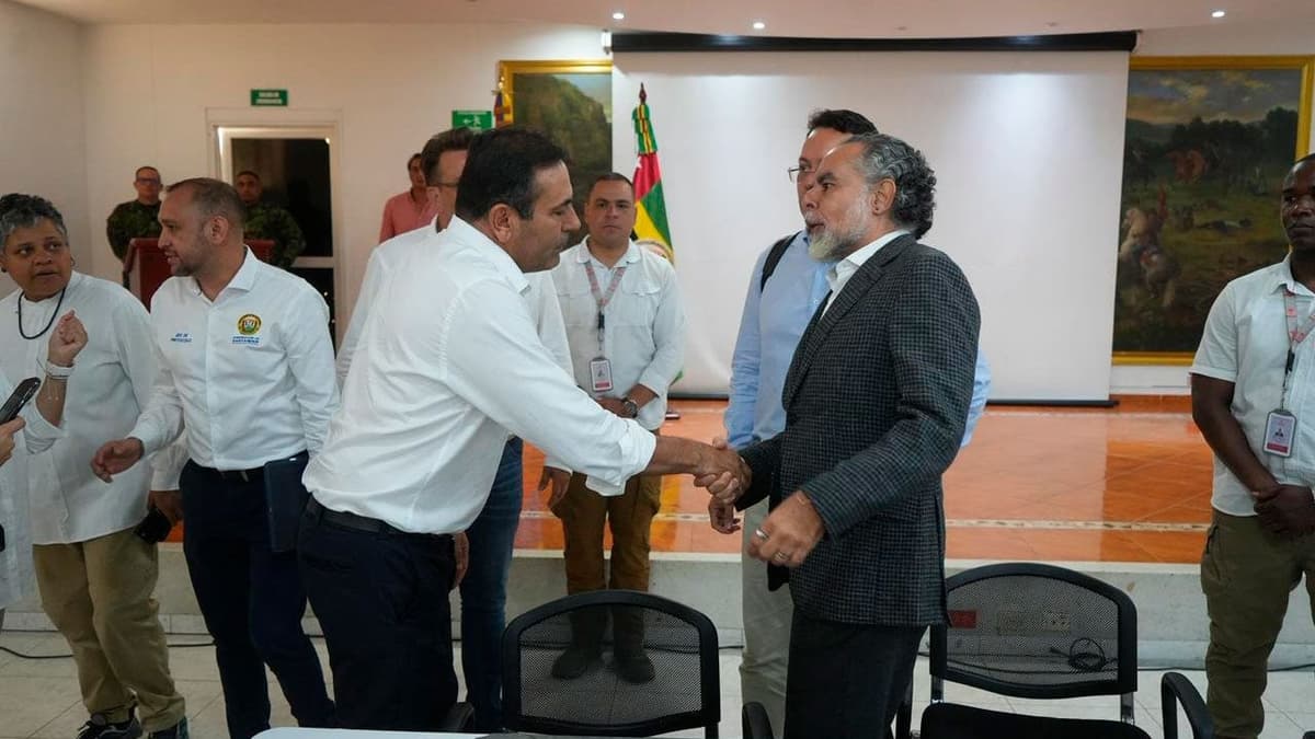 Gobierno anuncia levantamiento del paro en Santander tras acuerdo por ...