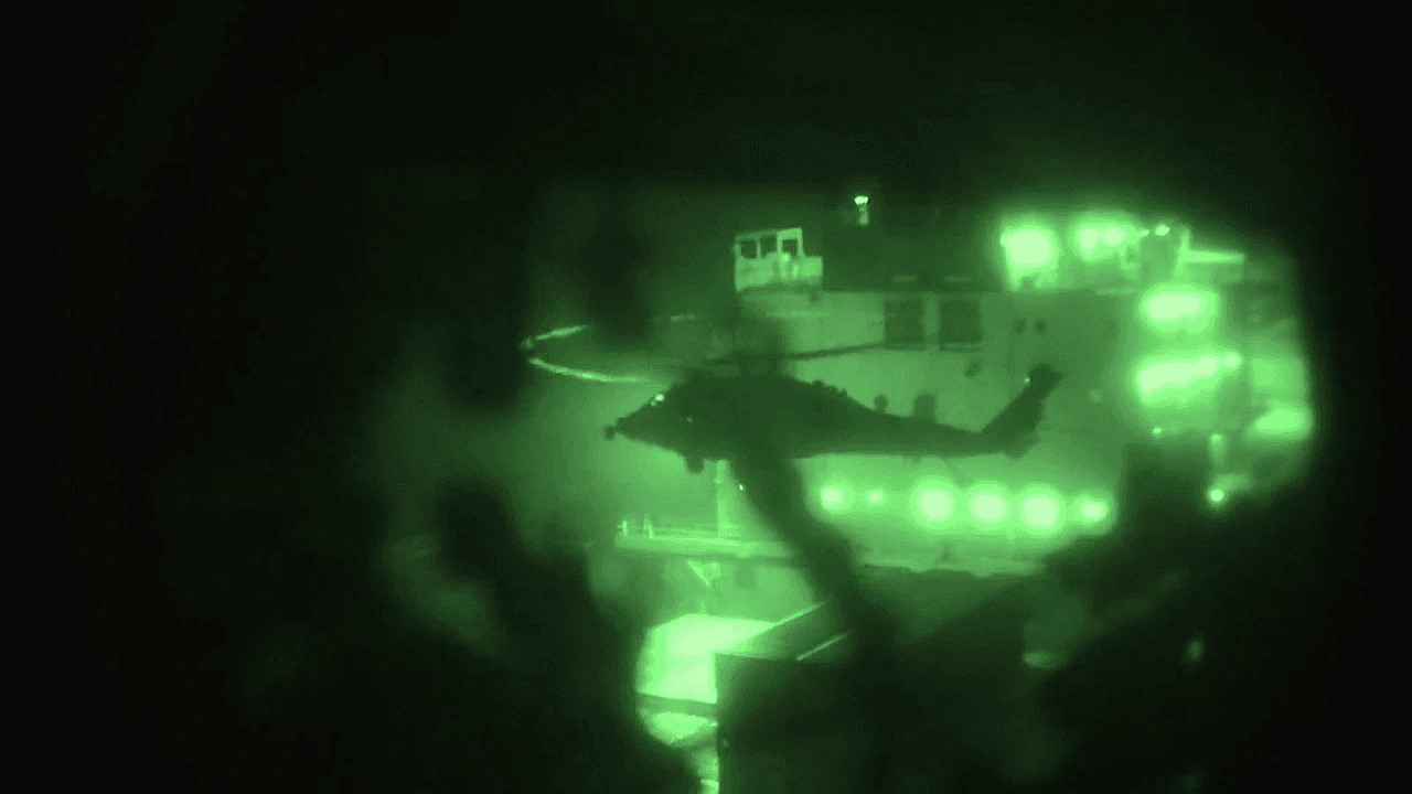 Captura de un buque iraní por EEUU hace peligrar el alto el fuego; Teherán rechaza negociación