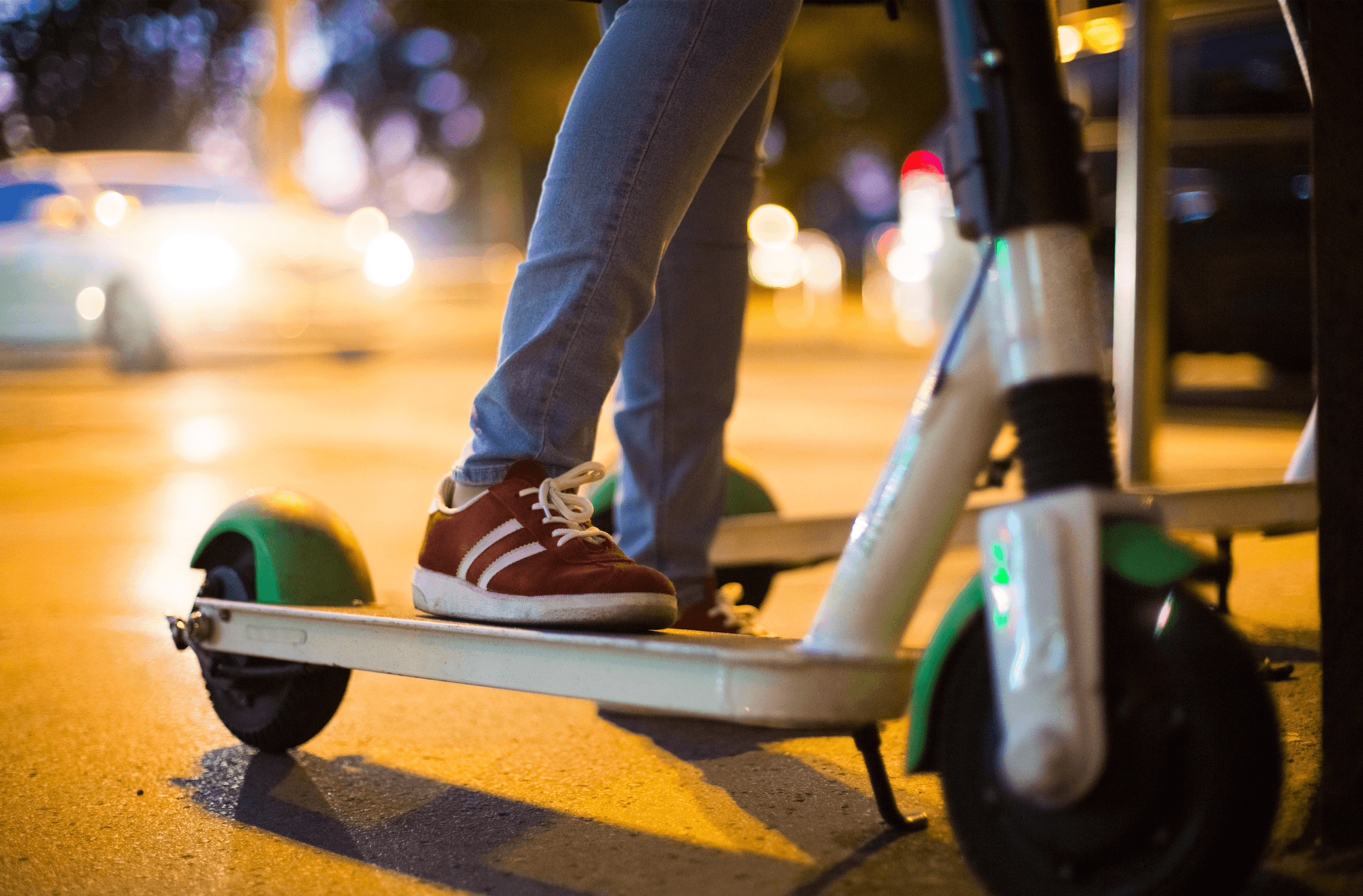 Gobierno propone nuevas reglas para patinetas eléctricas, scooters y bicicletas eléctricas