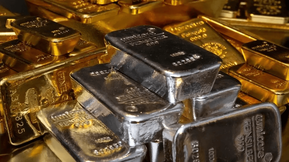 El oro y la plata se desploman ante el temor a la inflación tras alcanzar sus precios más altos en meses