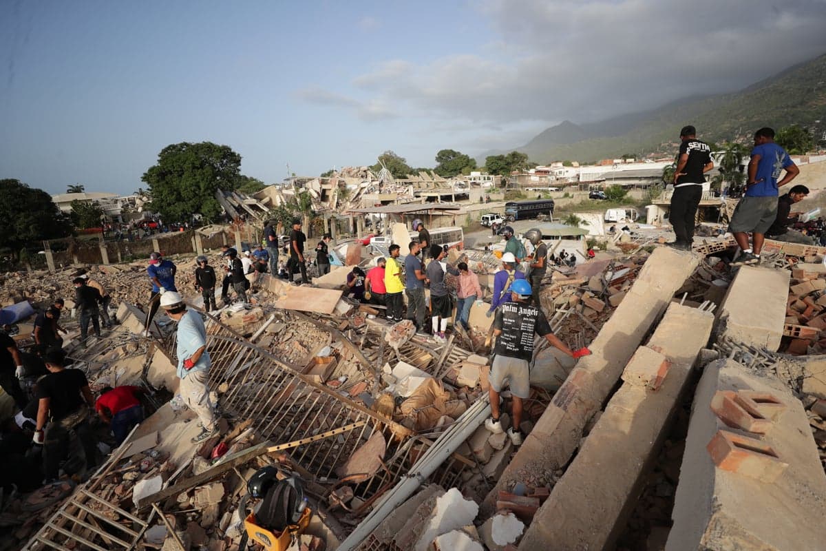 Venezuela ha recibido a más de 1.600 rescatistas para atender a víctimas de los terremotos