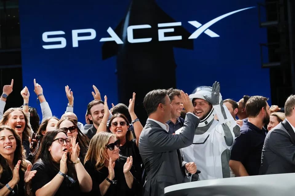 El patrimonio neto de Musk alcanza los US$1,4 billones; SpaceX supera a Amazon como la quinta empresa más grande