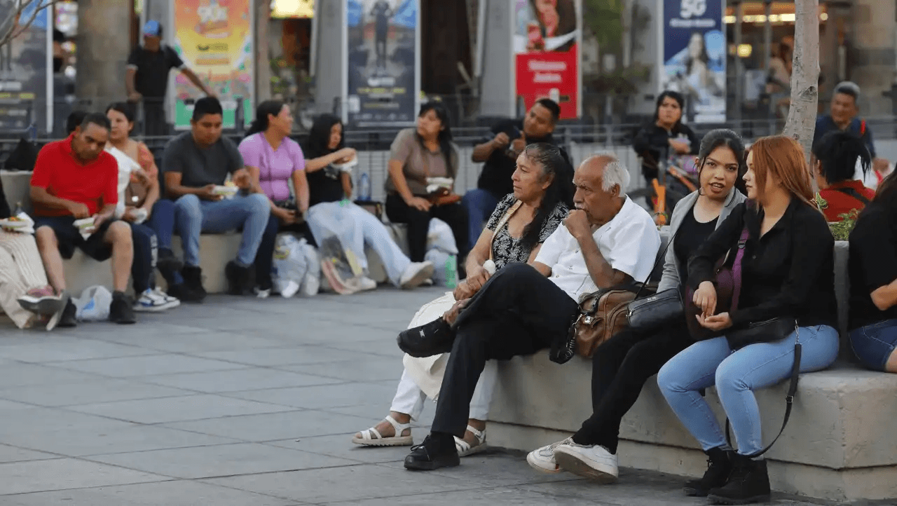 La demencia crece en la población latina mientras baja en los países más ricos