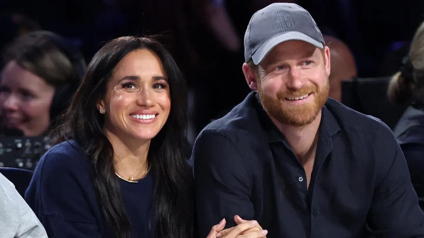 El Príncipe Harry y Meghan Markle regresan al Reino Unido