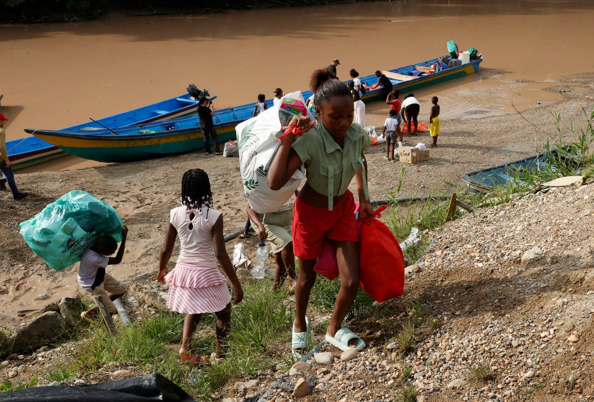 La otra cara de la emergencia: comunidades rurales del Chocó siguen esperando ayuda