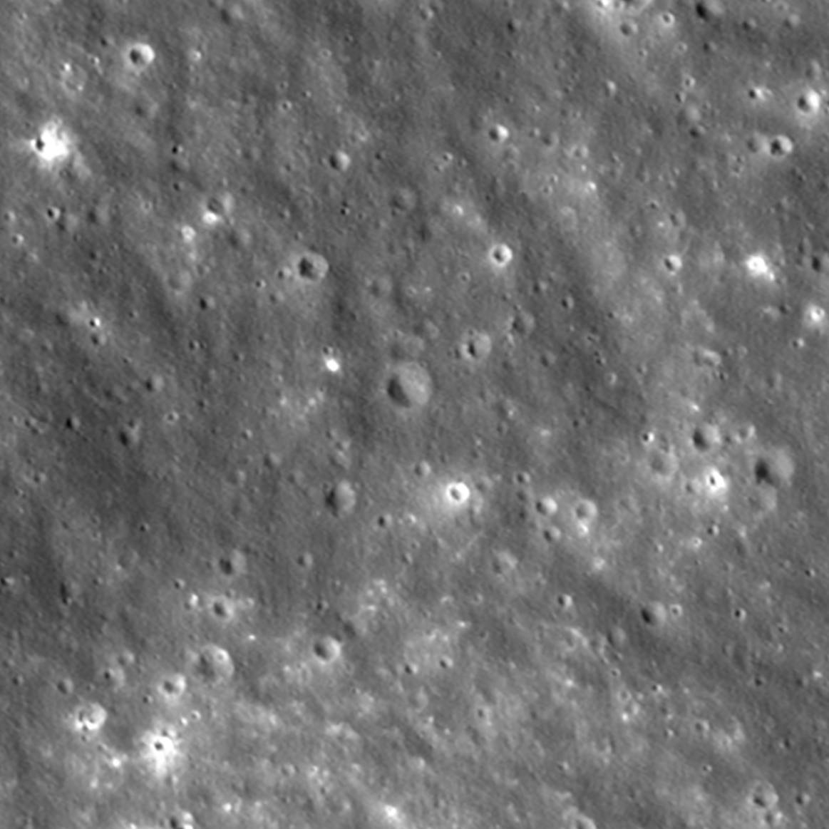 La NASA comparte fotos del cráter lunar creado por el cohete de SpaceX