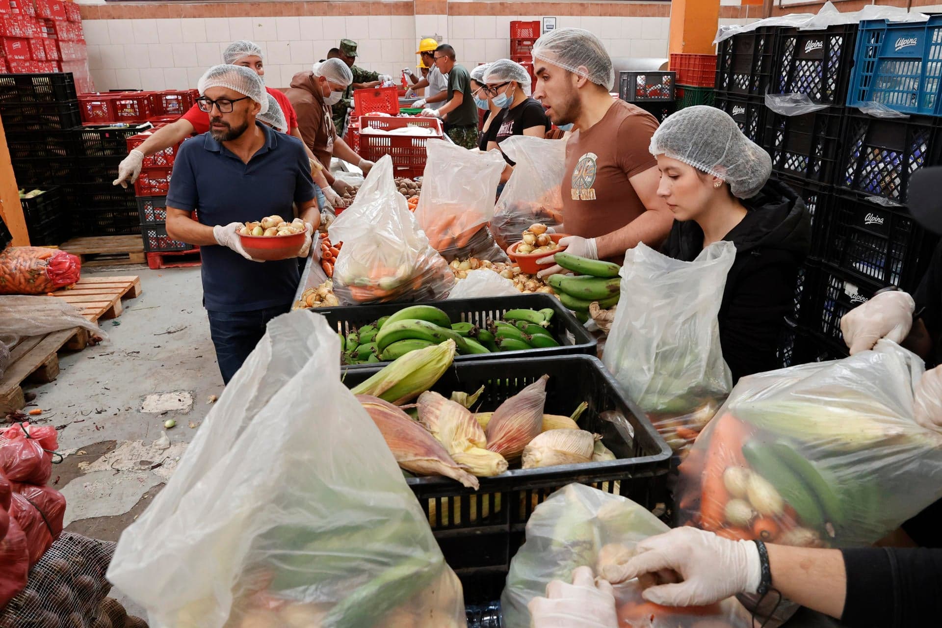 Banco de Alimentos prepara 50 toneladas de ayuda para los afectados por el terremoto