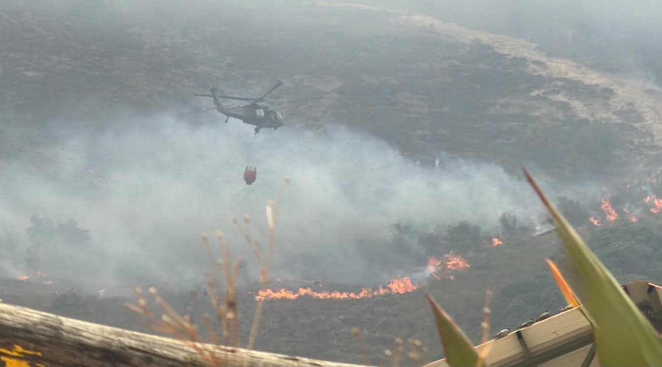 Emergencia en Villa de Leyva: más de 28 horas de combate contra incendio en el cerro San Marcos