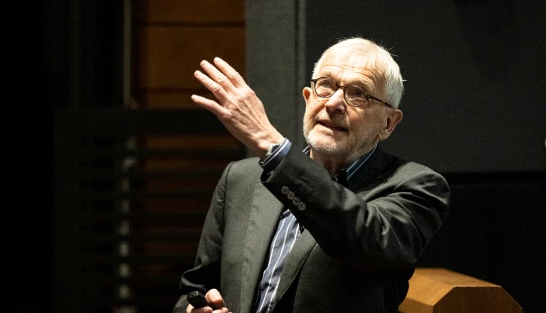 El Premio Nobel de Física será para el científico que logró seguirle el rastro a los neutrinos de alta energía mediante hielo