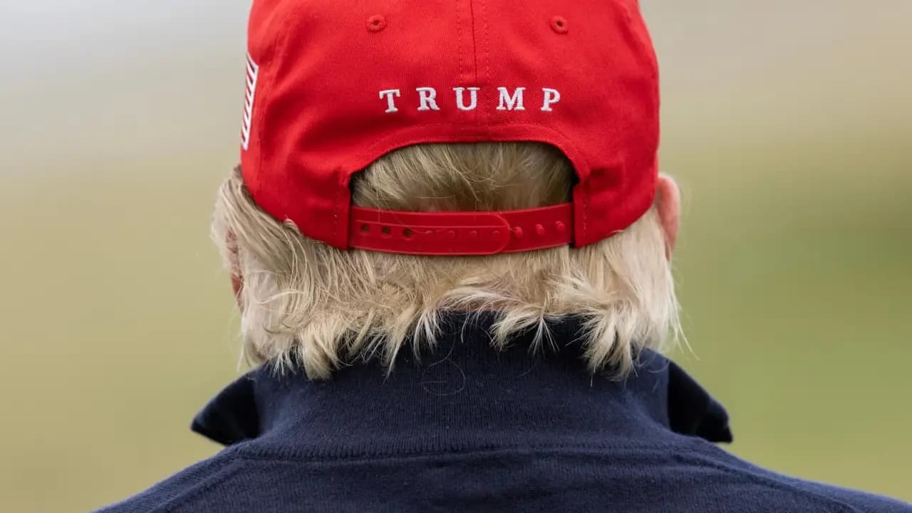 Imperio del golf de Trump, refugio fiscal de miles de millones de dólares